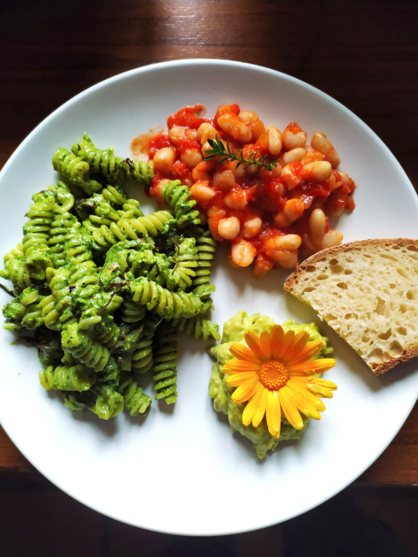 Flower plate