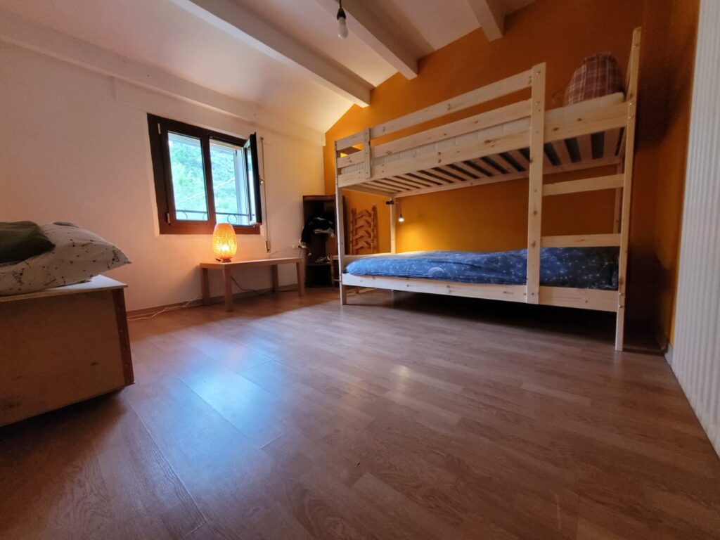 Sunflower room